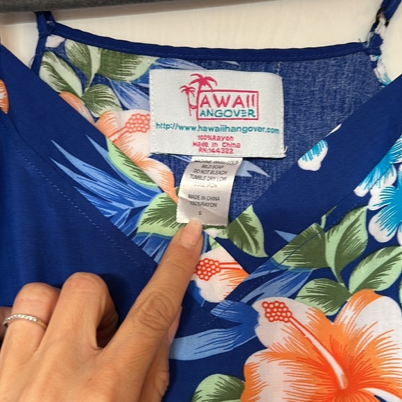 Hawaiian Sleeveless V with Pockets Jumpsuit in Hibiscus Blue Sz S - Picture 4 of 7